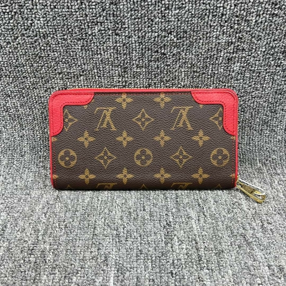Louis Vuitton Handbags - 100% Authentic Louis Vuitton Retiro Browns Monogram Zippy Wallet